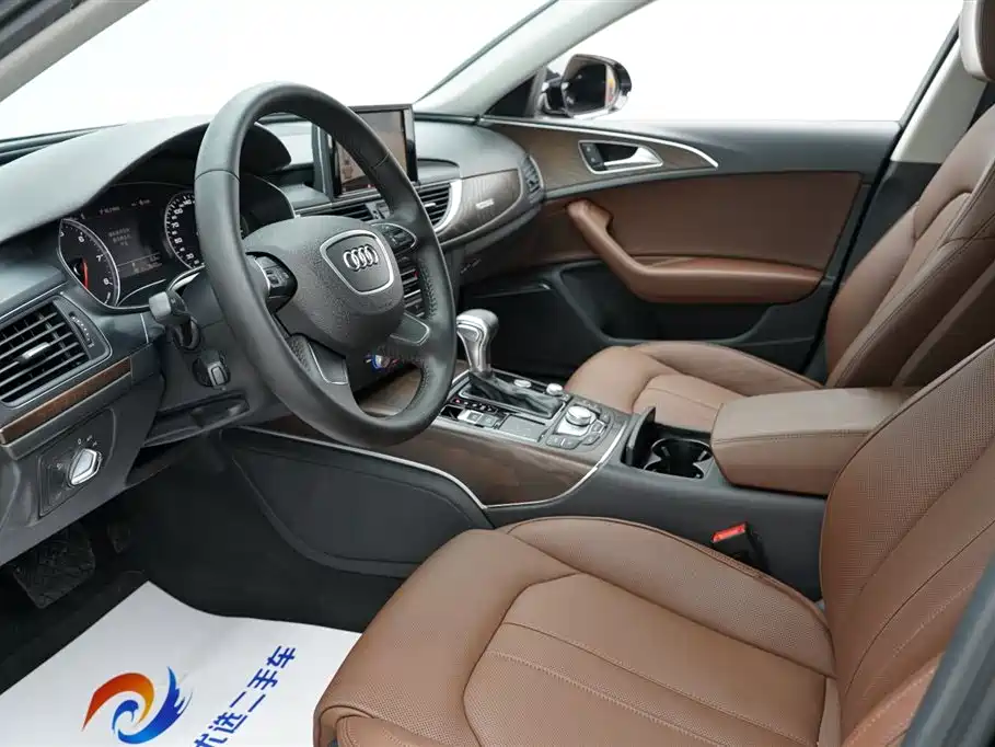 Audi A6L 2015 35 FSI quattro Comfort фото 13
