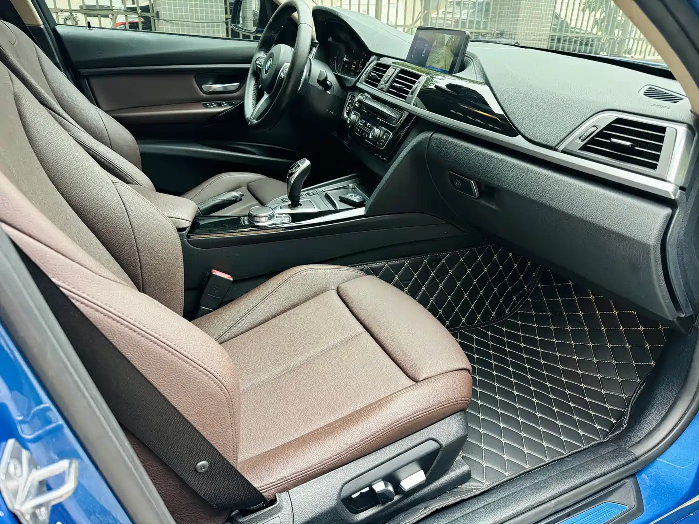 BMW 3 Series 2019 320Li M Sport Package фото 10
