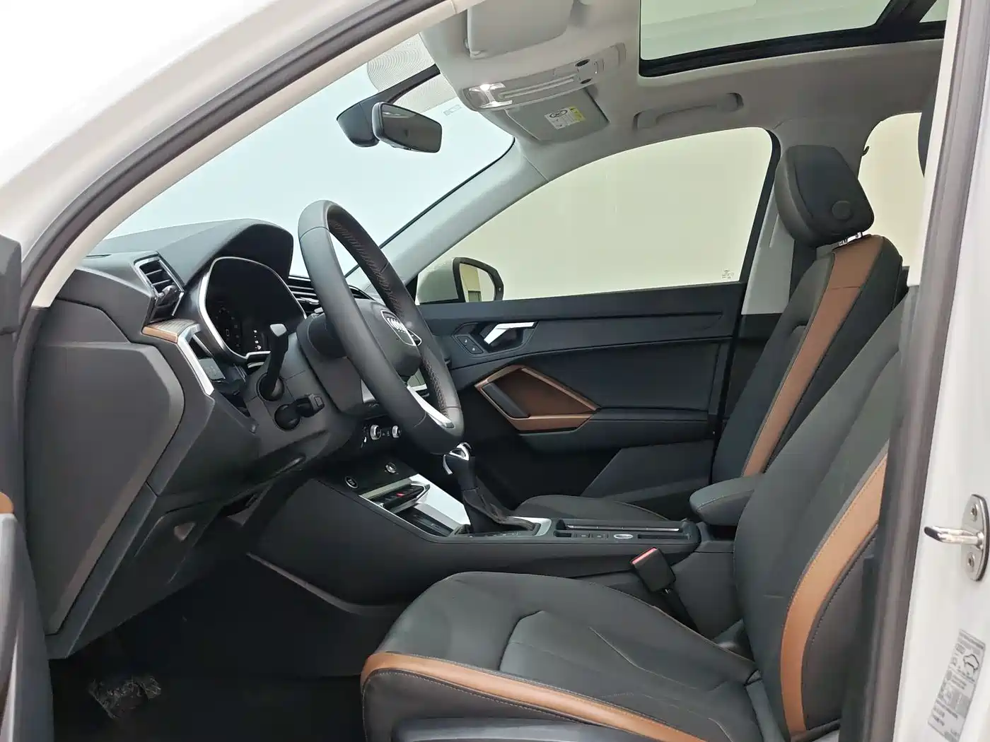 Audi Q3 2022 35 TFSI Fashion Elegance фото 7