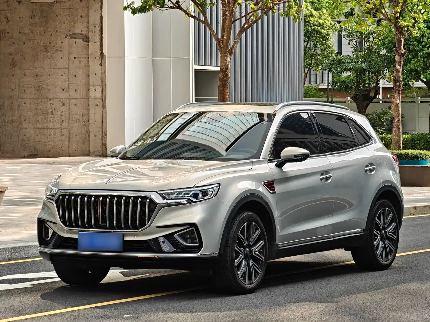 Hongqi HS5 2022 Facelift 2.0T Smart Flag Enjoyment AWD Edition