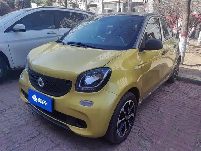 SMART FORFOUR