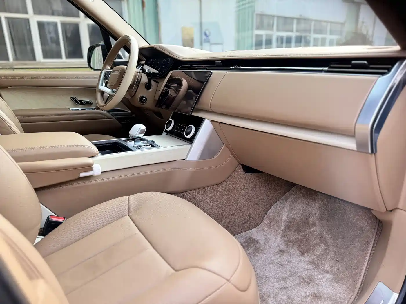 LAND ROVER RANGE ROVER