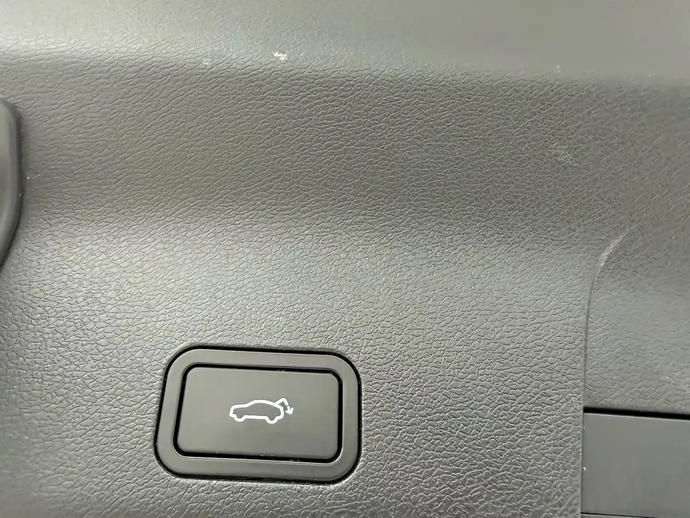 GEELY AUTOMOBILE BOYUE