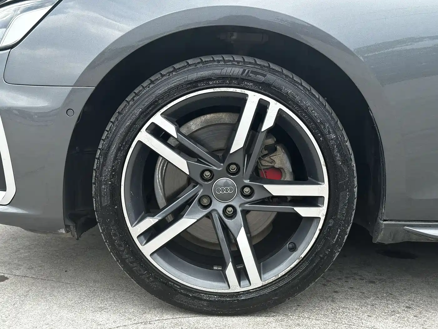 Audi A4L 2020 40 TFSI quattro Luxury Dynamic фото 5