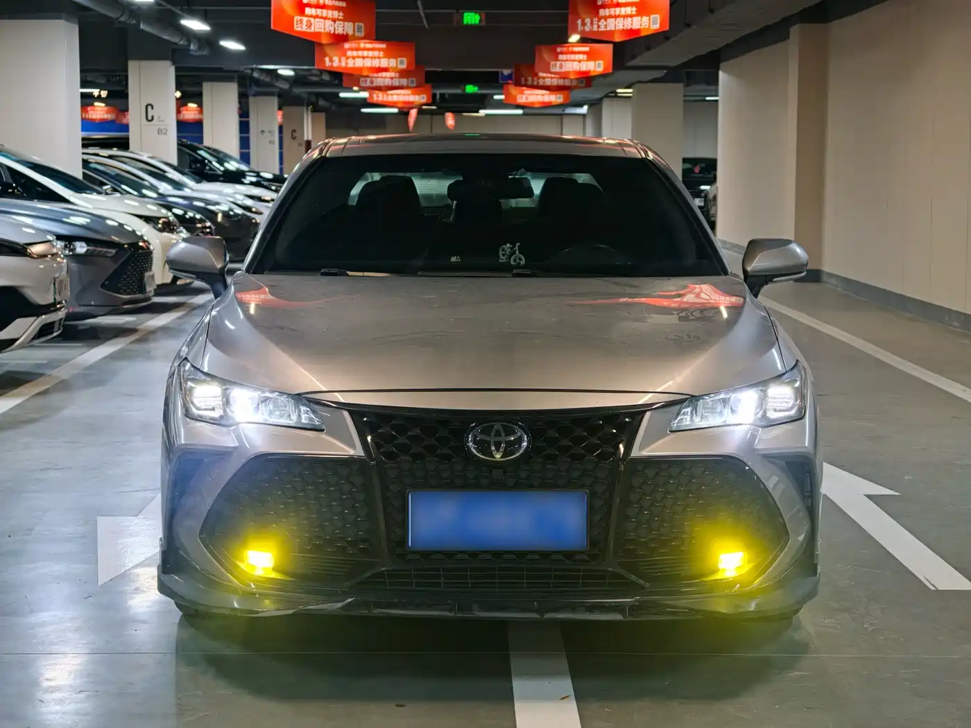Toyota Avalon 2021 2.5L Luxury Edition фото 2