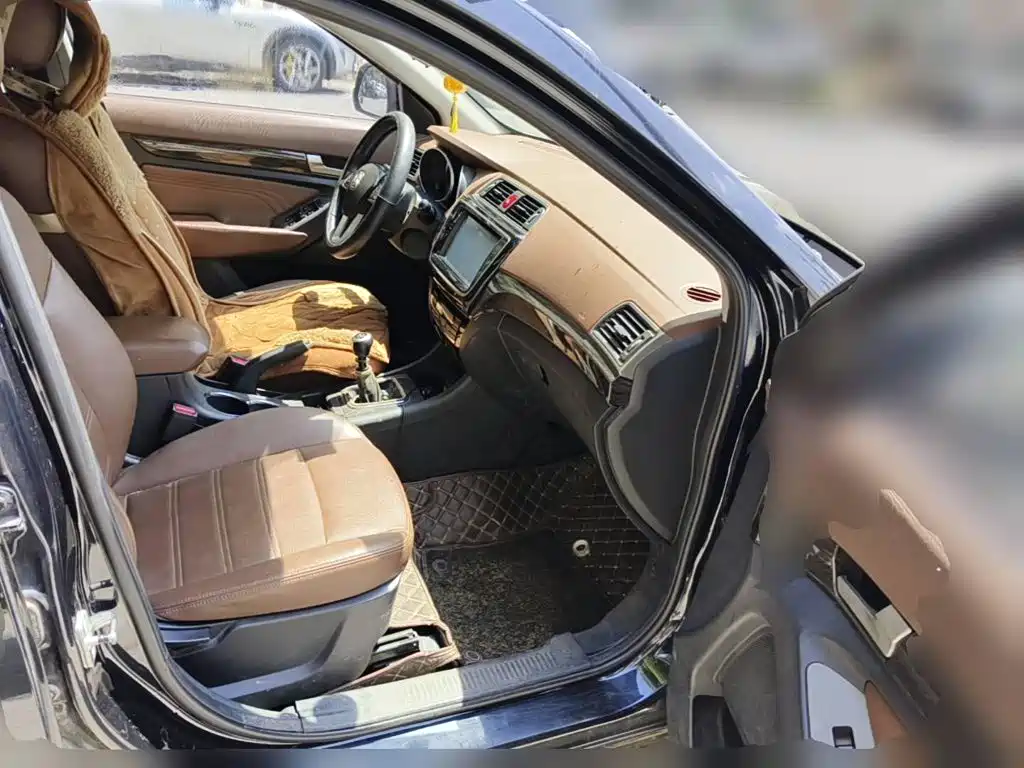 BAIC Weiwang S50 2016 2016 1.5T Manual LeDong Luxury