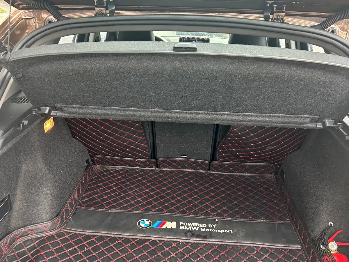BMW X1 2014 sDrive18i Fashion Edition фото 14