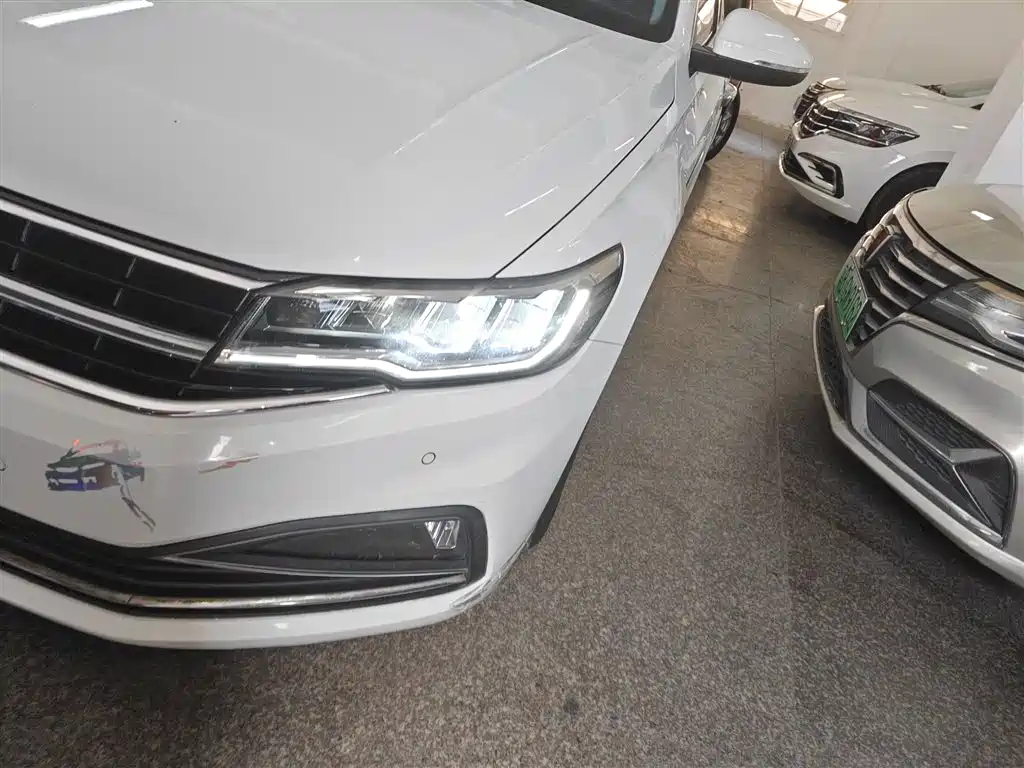 Volkswagen Bora 2019 280TSI DSG Luxury фото 24
