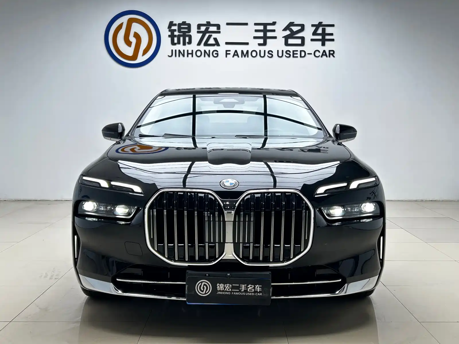 Фото 2 - BMW 7 Series