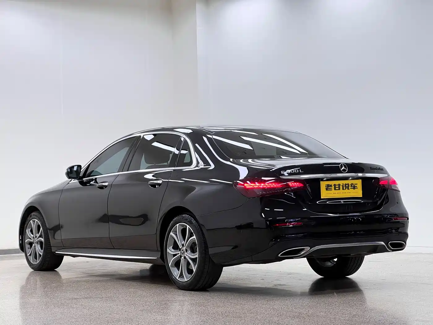 Mercedes-Benz E-Class 2021 E 300 L Sport Fashion фото 7
