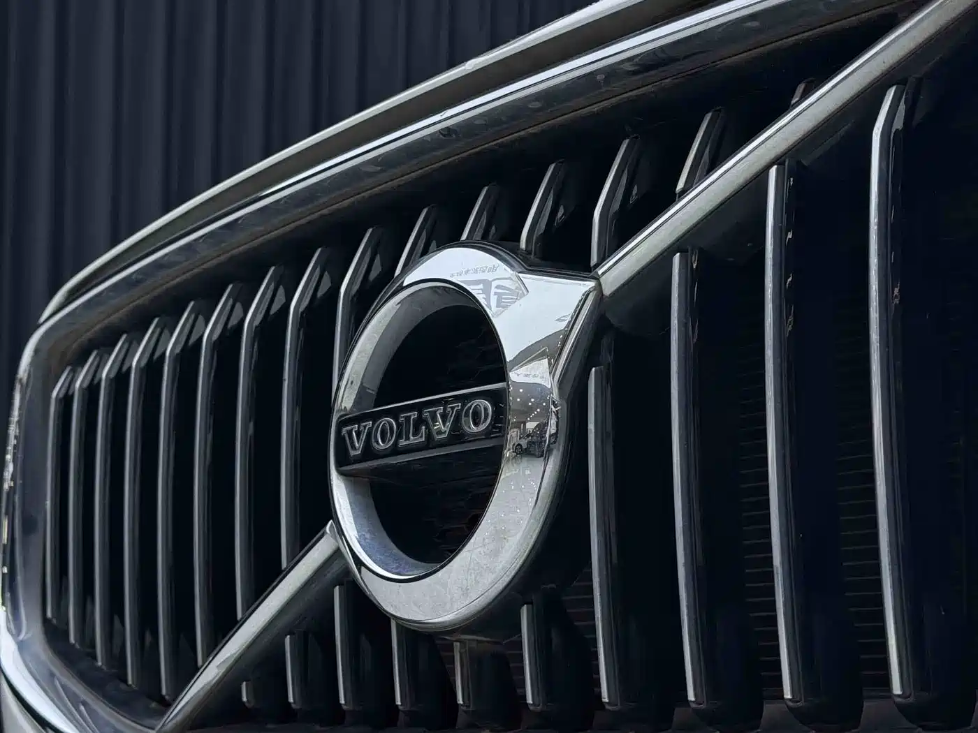 Volvo XC60 2018 T5 AWD Momentum Edition фото 4