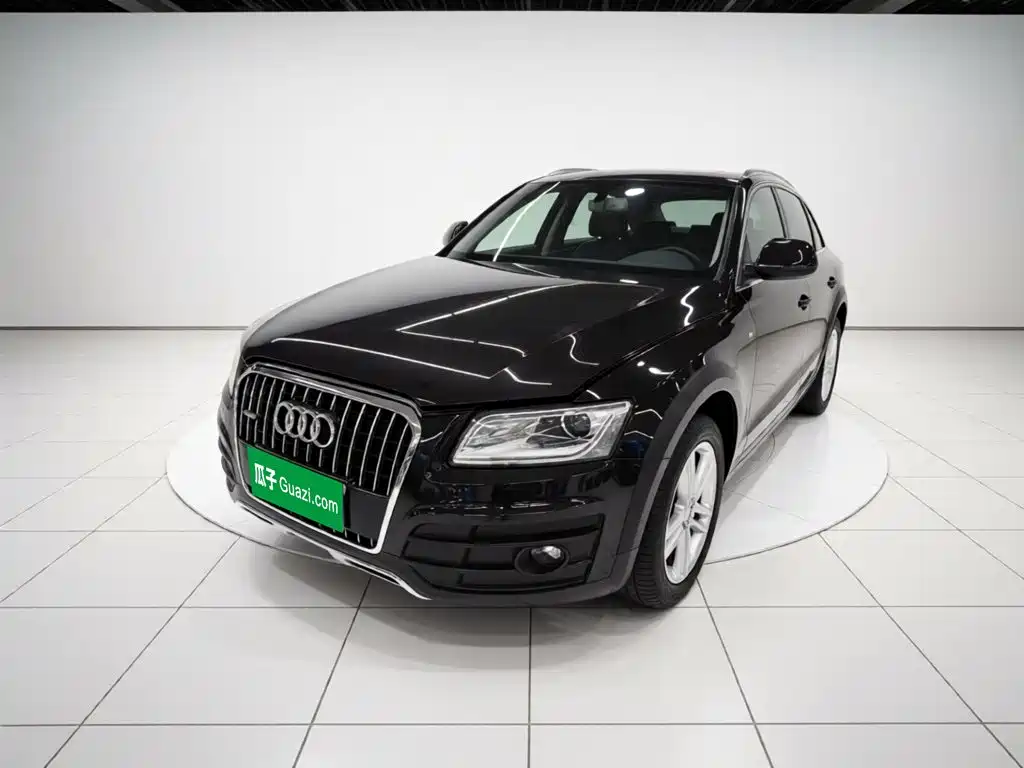 Audi Q5 2018 2017 Plus 40 TFSI Technology
