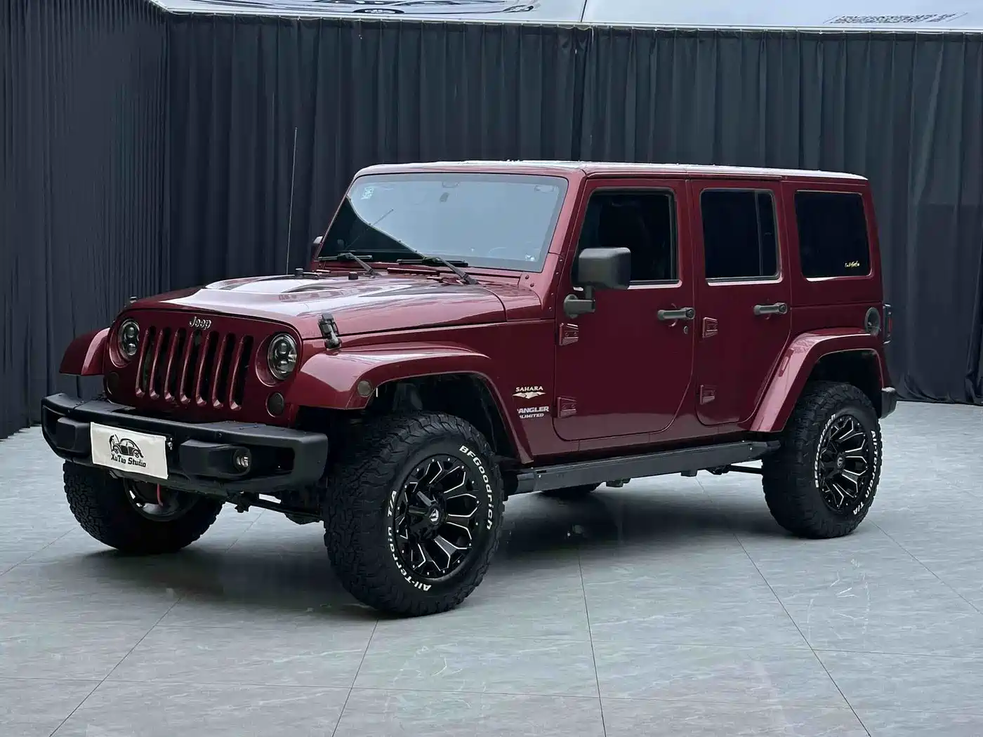 Jeep Wrangler 2012 — пригон из Китая