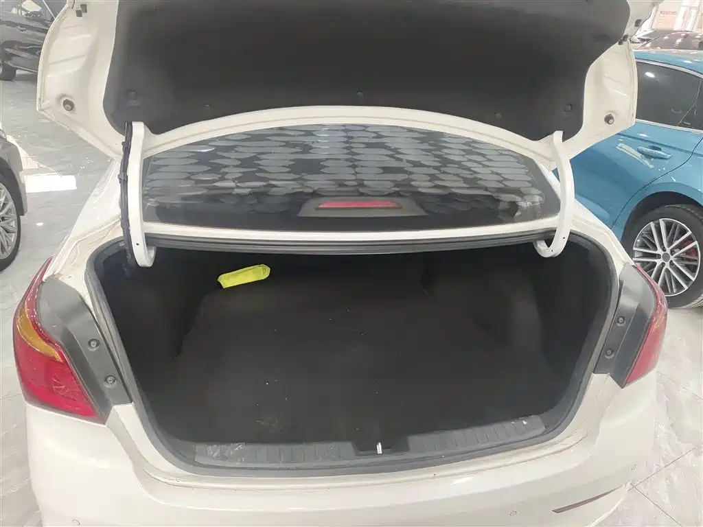 Hyundai Mistra 2017 1.8L Automatic Smart GLS (China V) фото 9