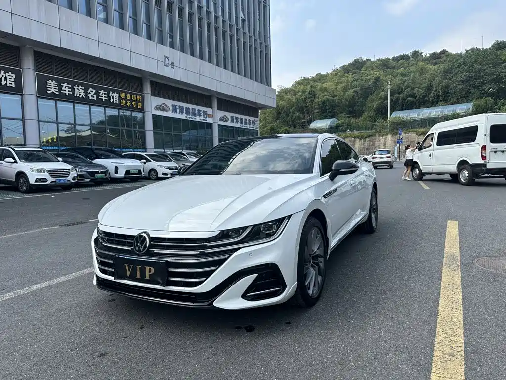 Фото 2 - Volkswagen CC