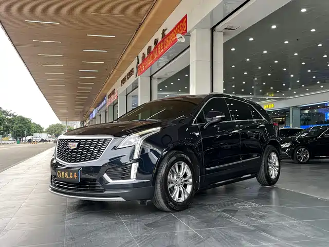 CADILLAC XT5