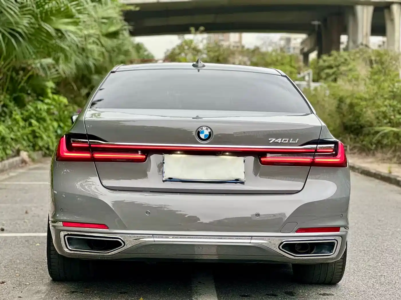 BMW 7 Series 2019 740Li Leading Luxury Package фото 12