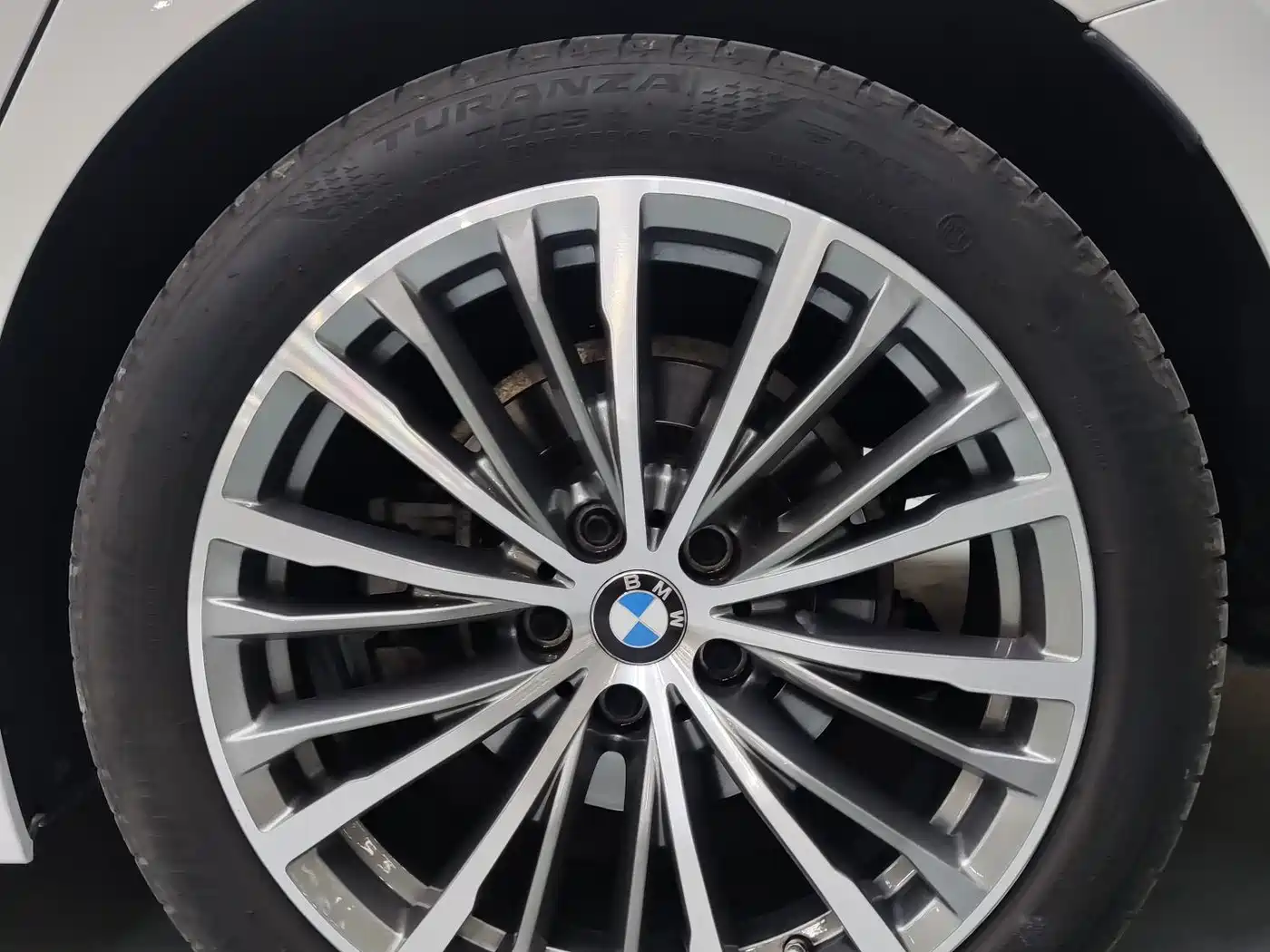 BMW 3 Series 2022 320i Sport Package фото 11