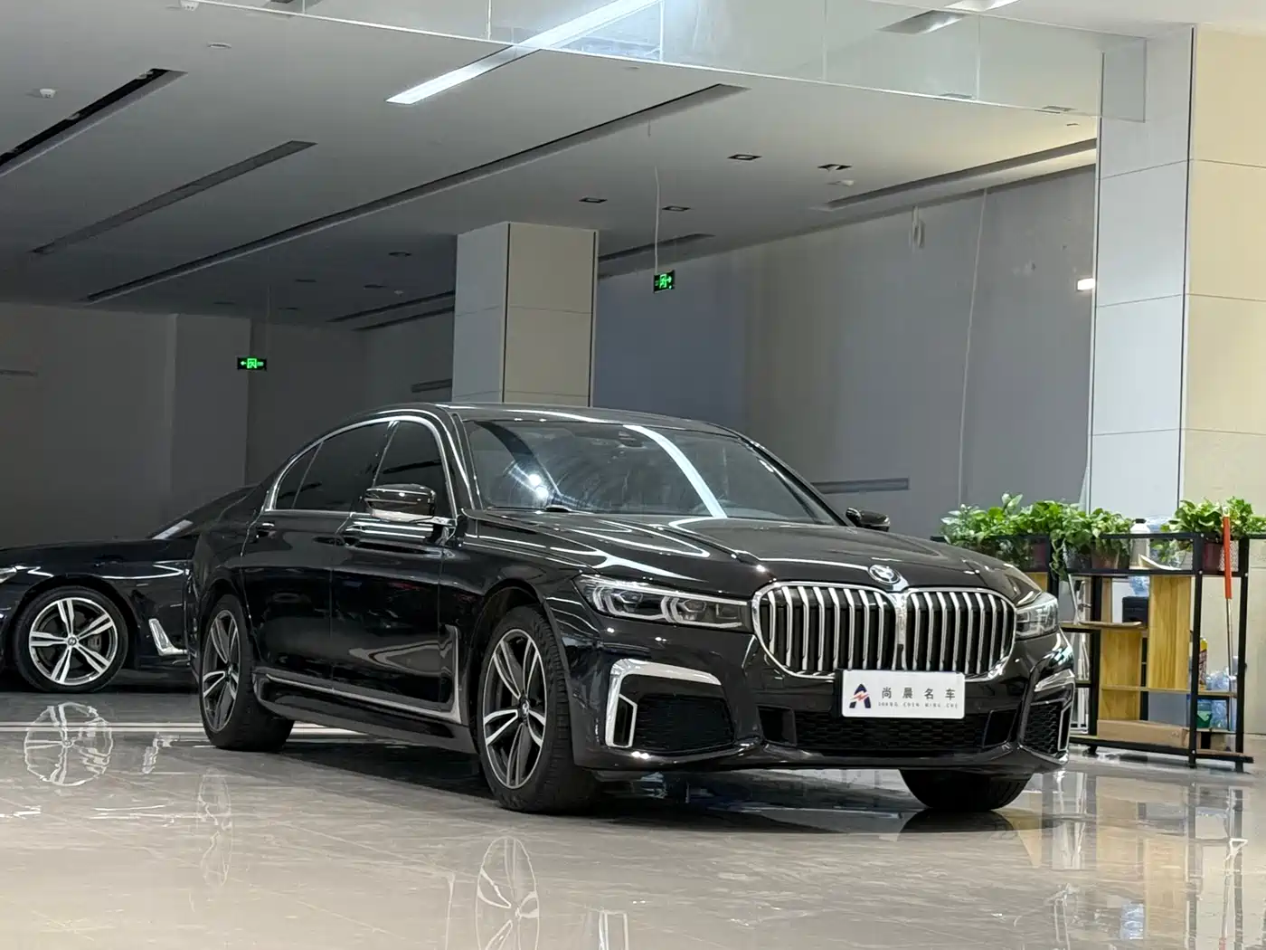 BMW 7 Series 2021 Model 730Li M Sport Package фото 3