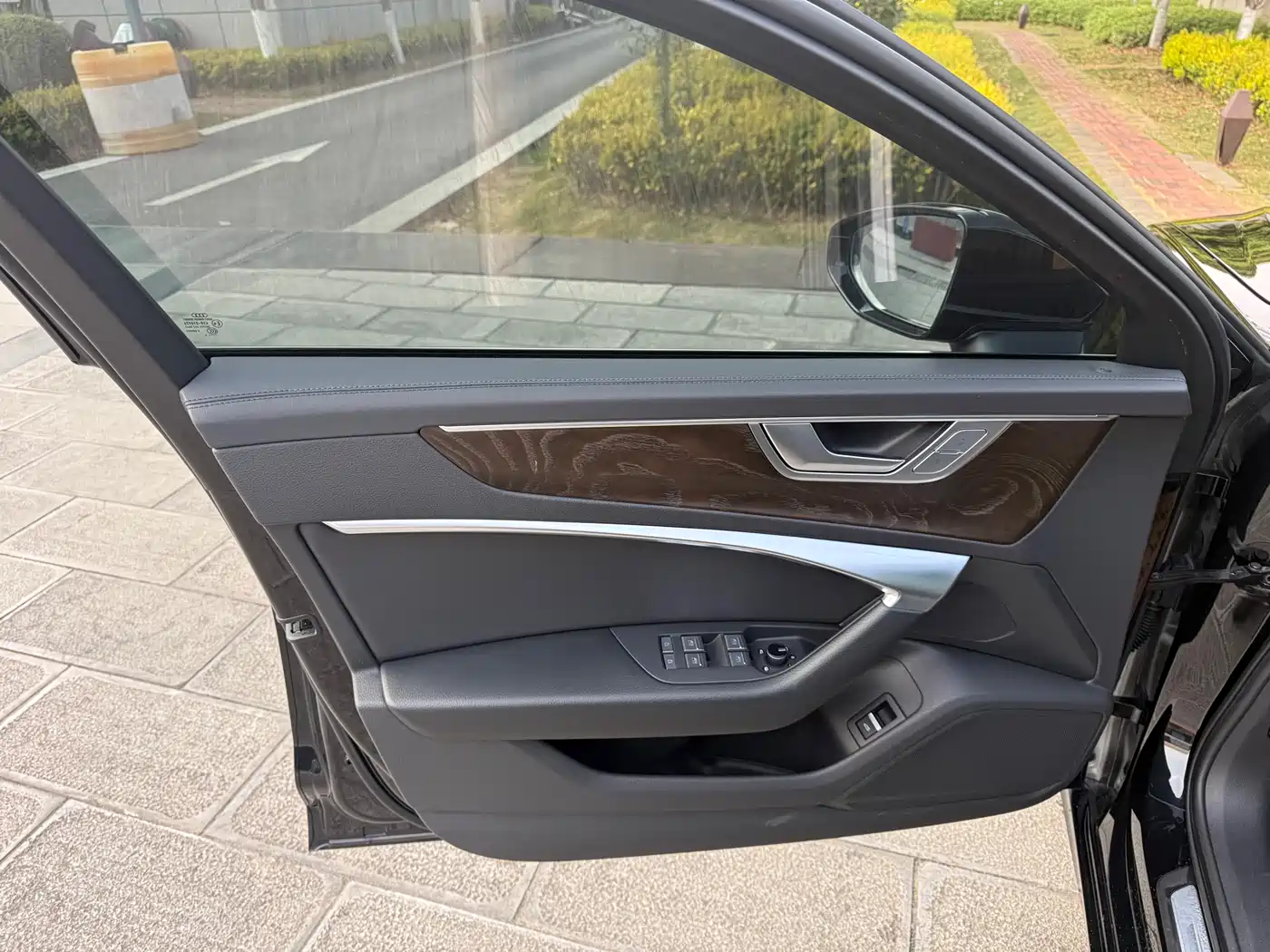Audi A6L 2023 40 TFSI Luxury Dynamic фото 17