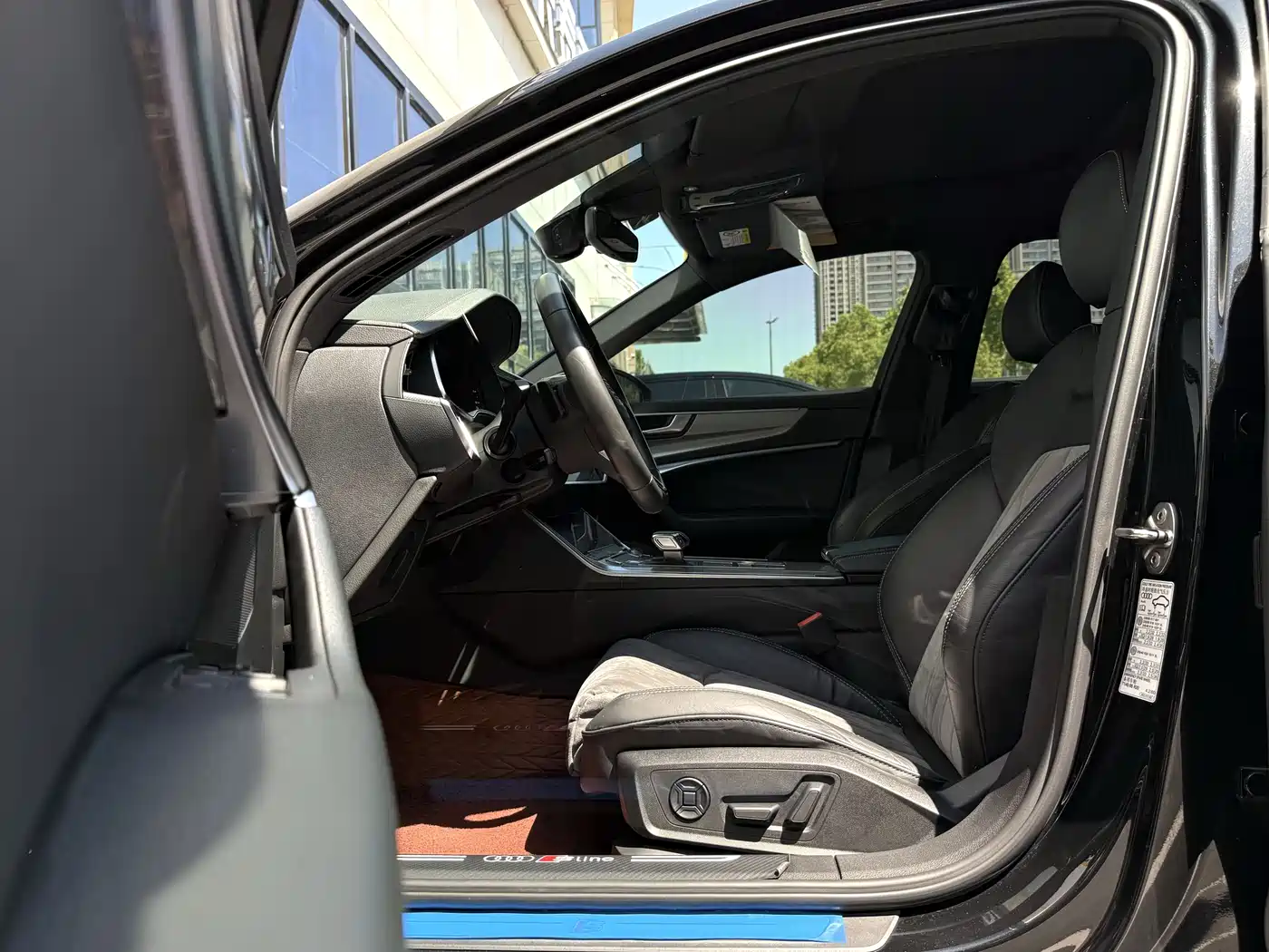 Audi A6L 2021 40 TFSI Luxury Sport фото 9