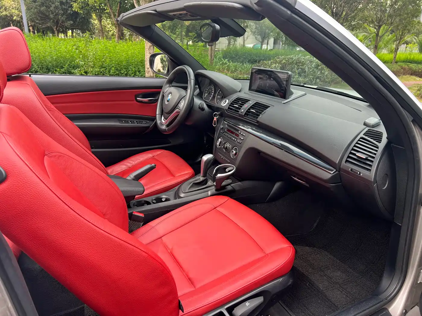 BMW 1 Series (Import) 2011 120i Convertible фото 6