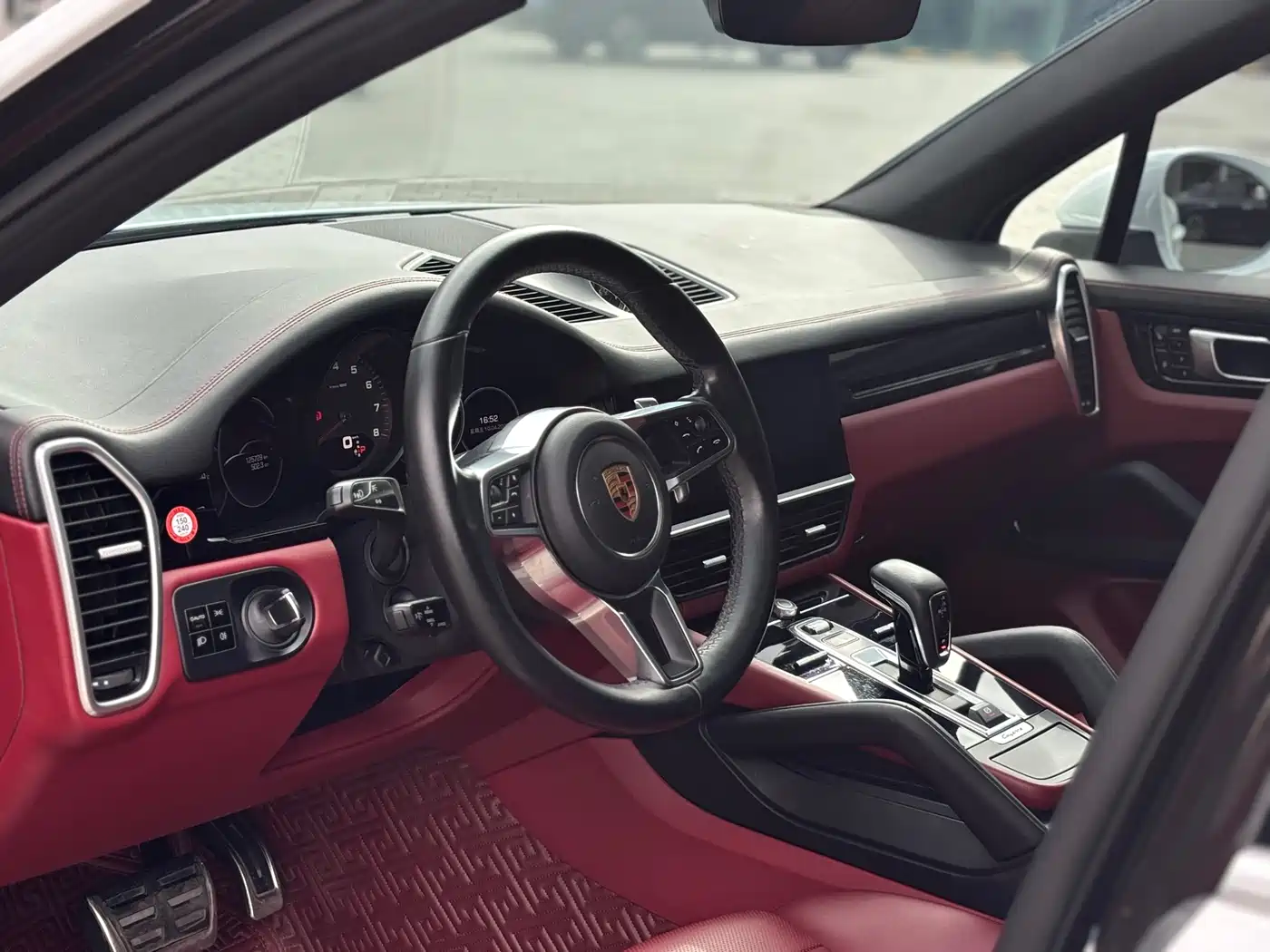 Porsche Cayenne 2018 Cayenne 3.0T фото 8