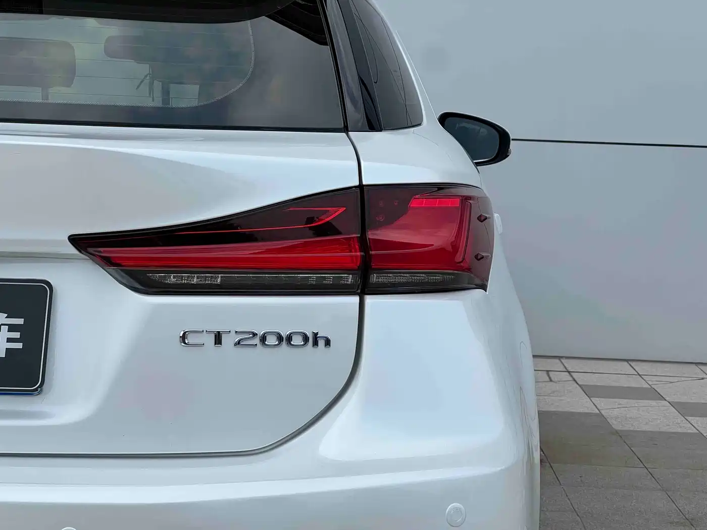 Lexus CT 2018 2017 CT200h Elite Edition Monochrome China V