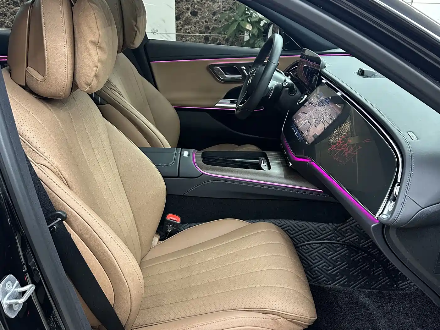 Mercedes-Benz E-Class 2024 Model E 300 L Luxury фото 11