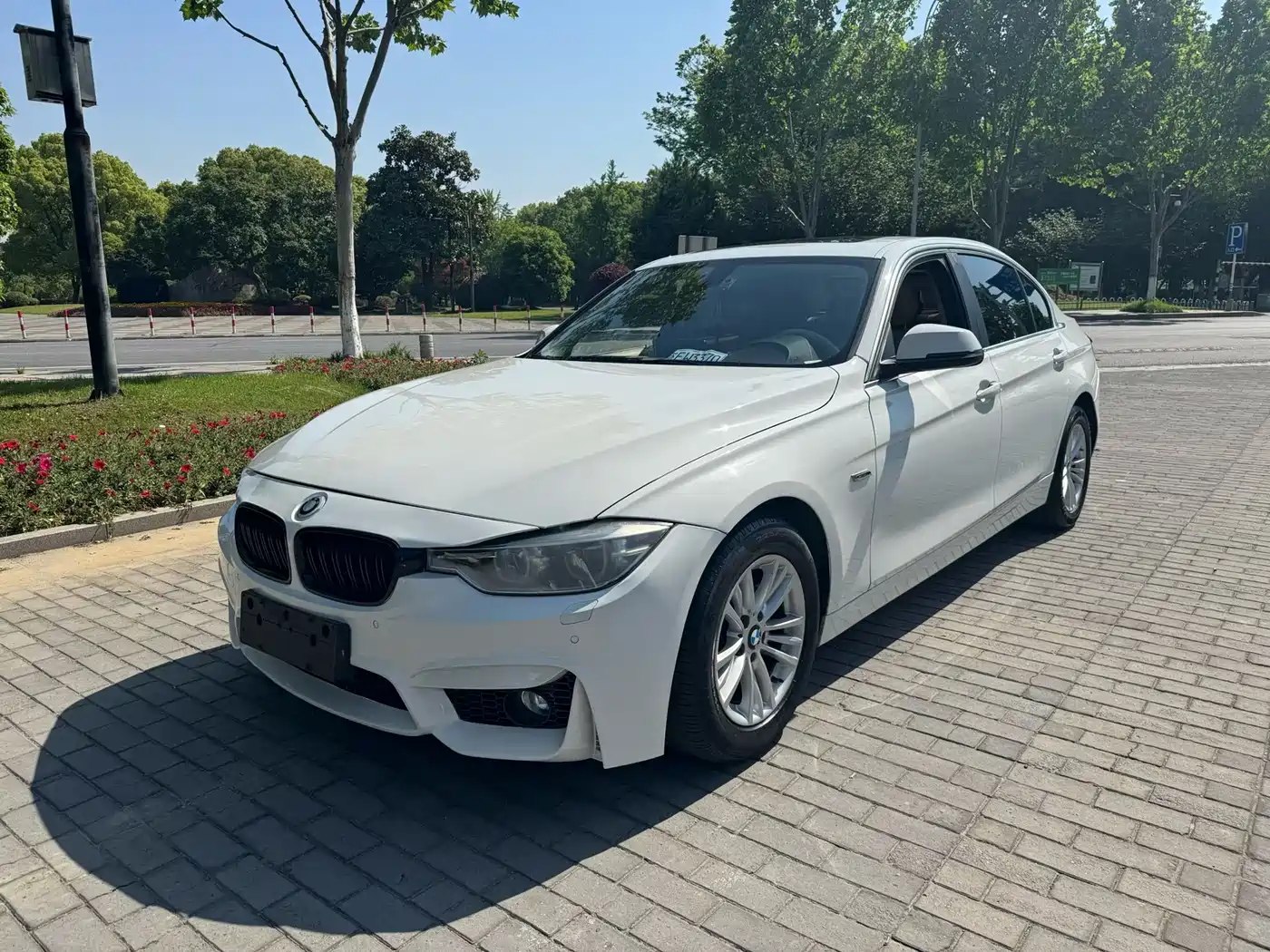 BMW 3 Series 2013 320Li Fashion Model