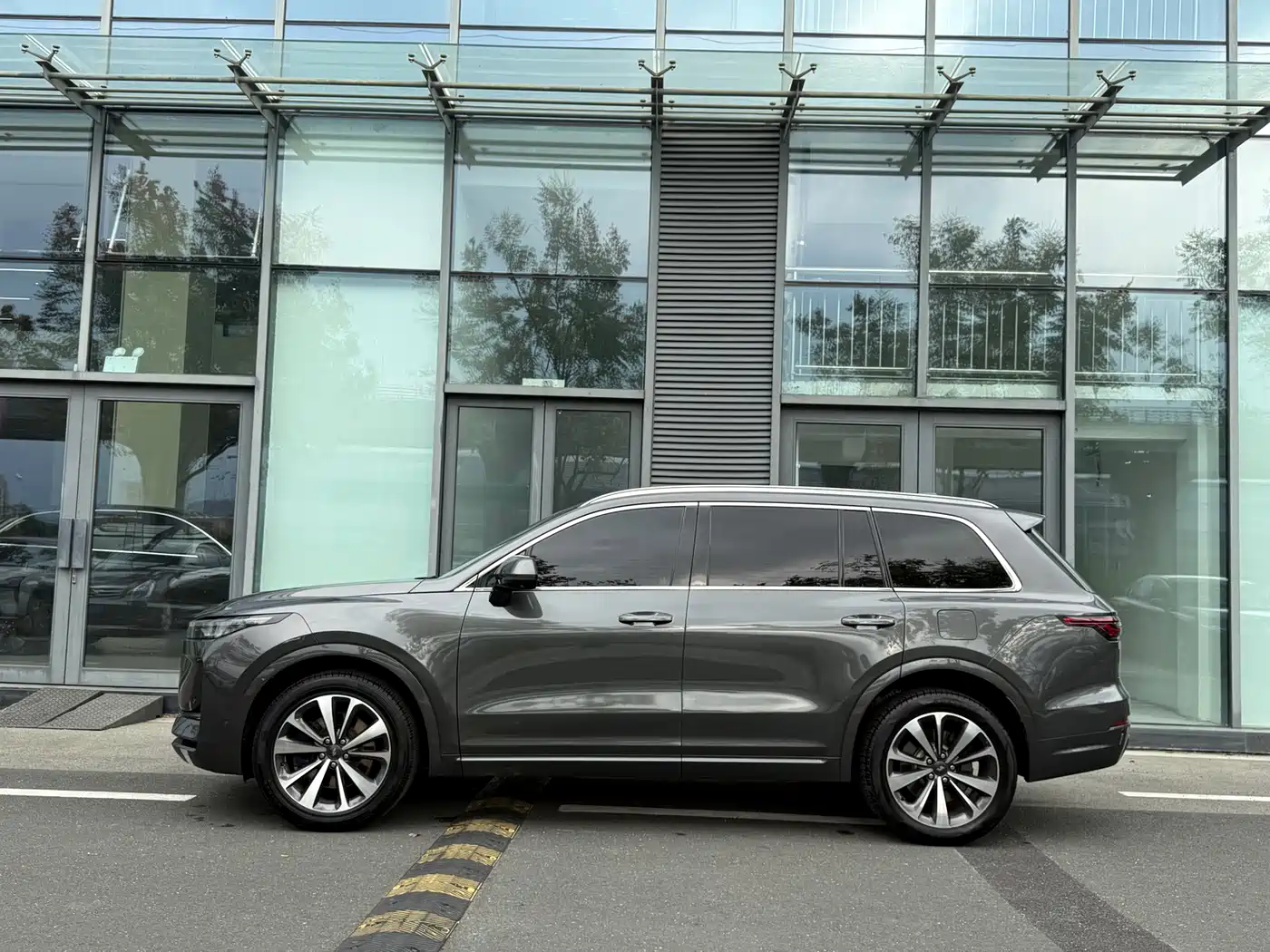 Li Auto Li ONE 2019 2020 Extended Range 6-seater