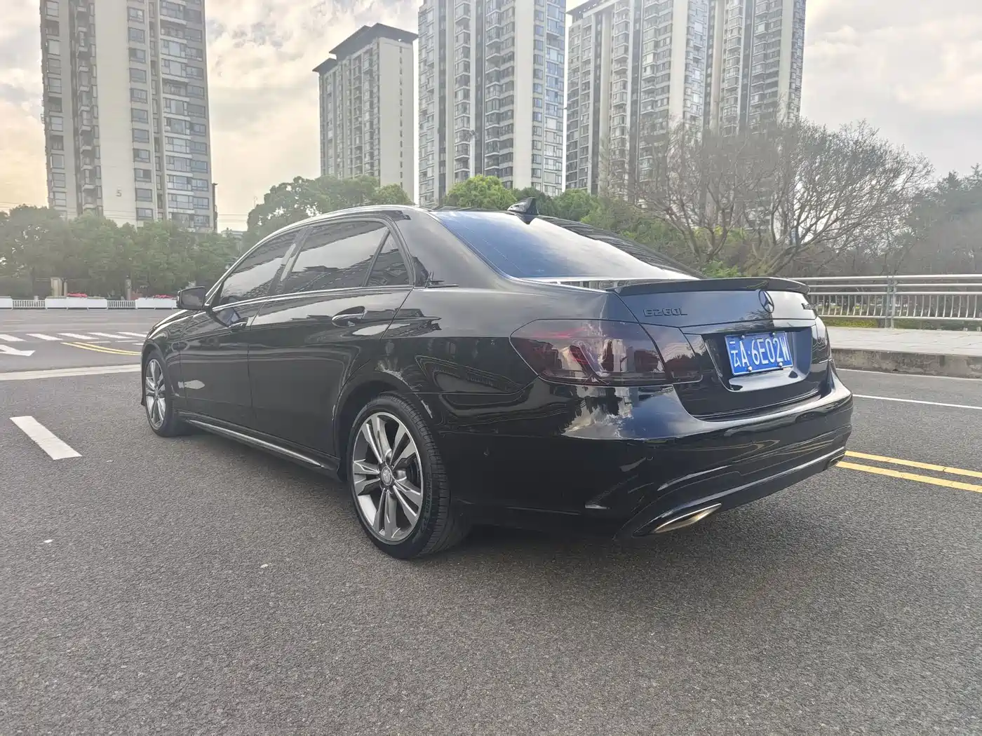 Mercedes-Benz E-Class 2015 Facelift E 200 L фото 7