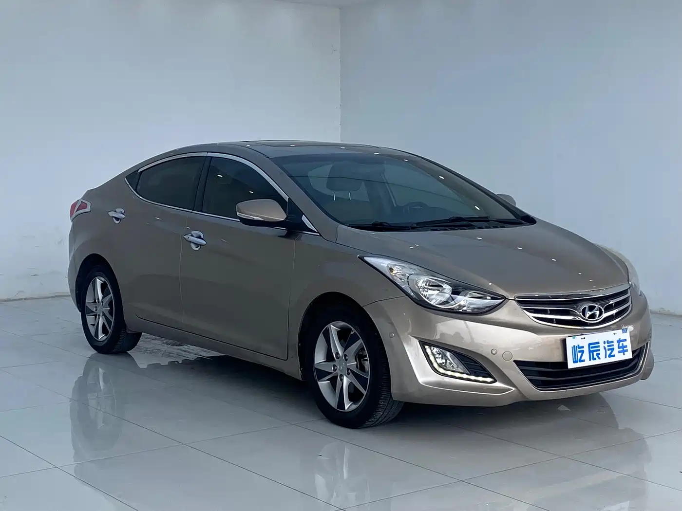 Hyundai Langdong 2013 1.6L Automatic Premium фото 3