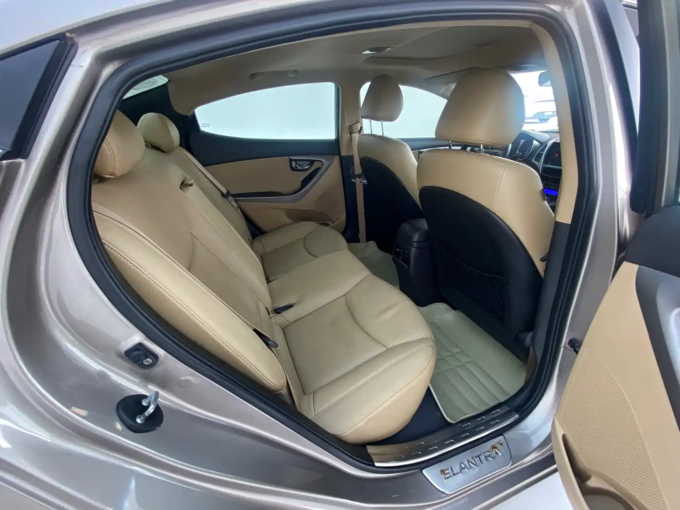 Hyundai Langdong 2013 1.6L Automatic Premium фото 7