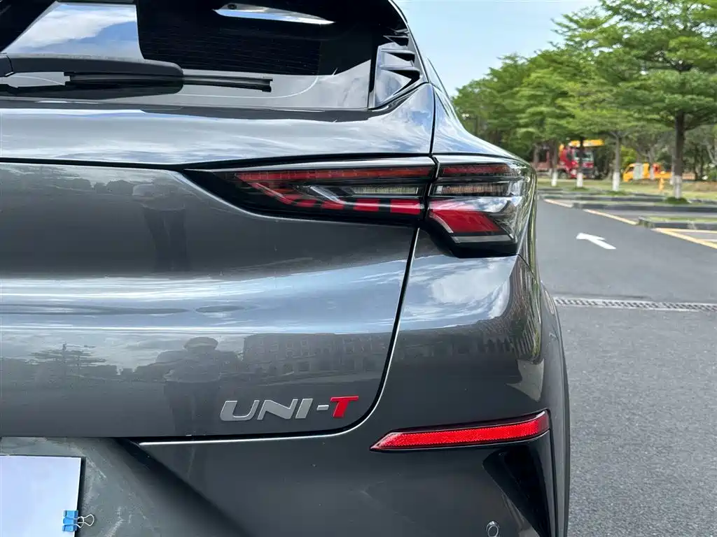 CHANGAN UNI-T