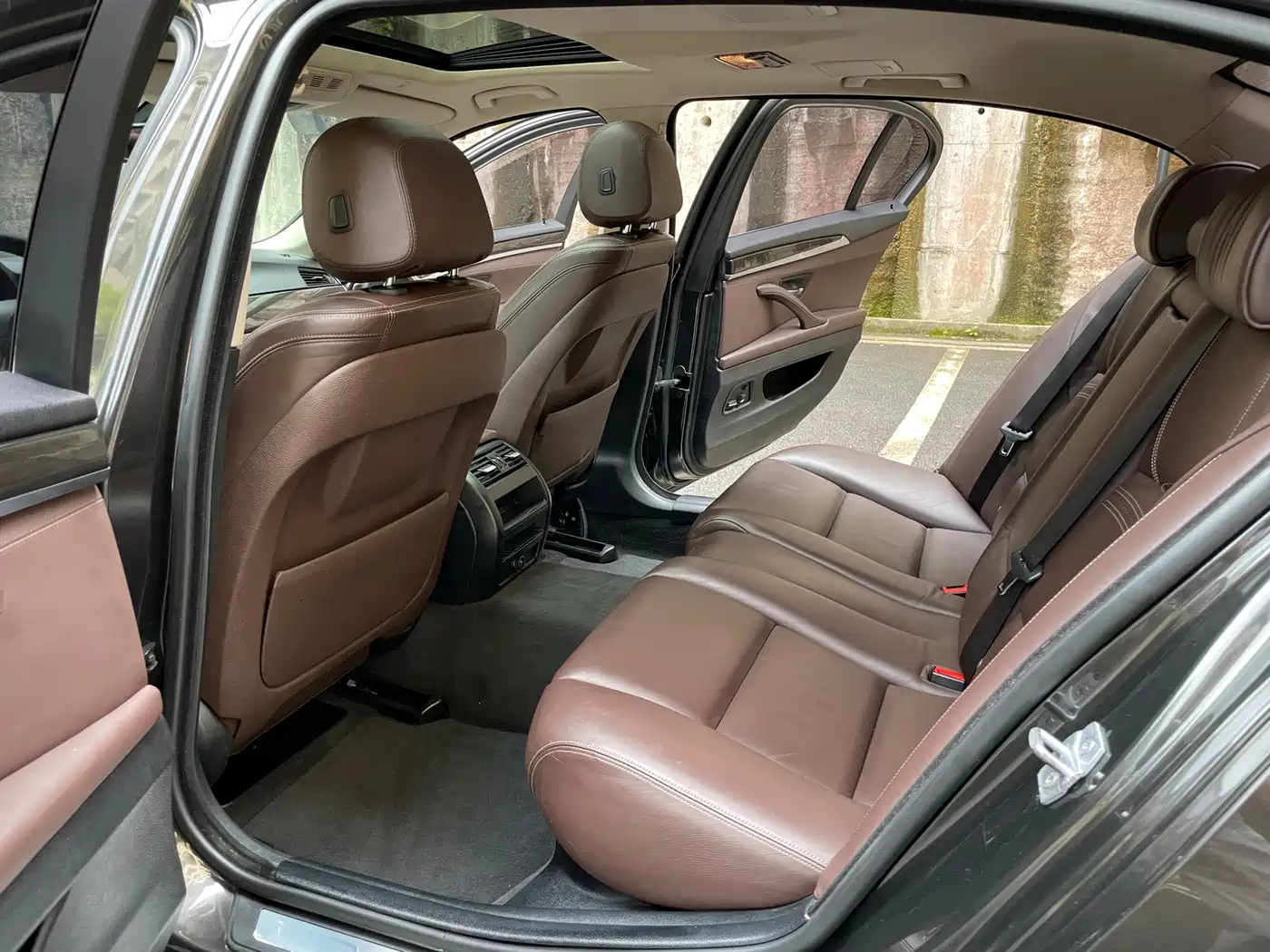 BMW 5 Series 2014 525Li Luxury Design Package фото 12