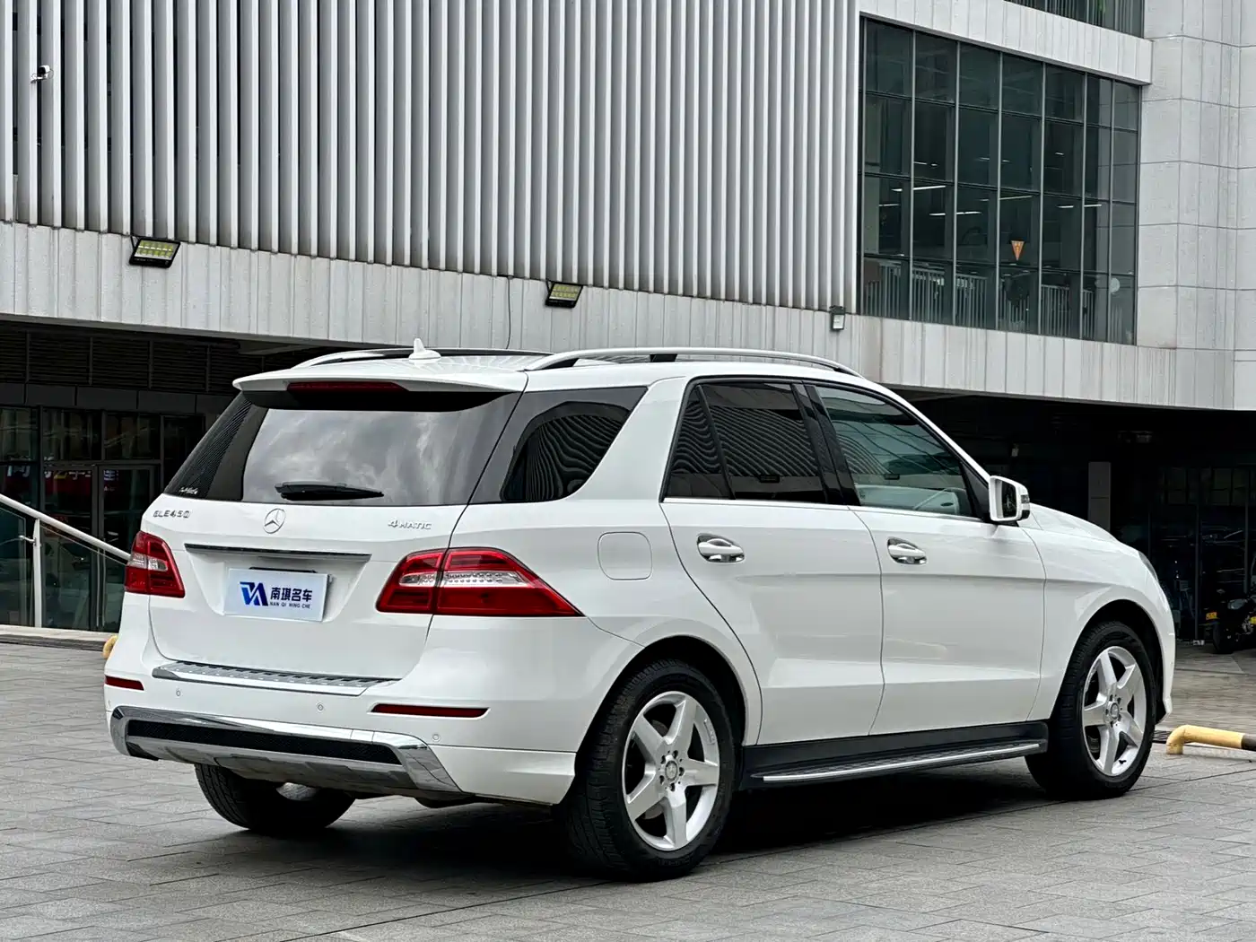 Mercedes-Benz M-Class 2014 ML 400 4MATIC Luxury фото 5