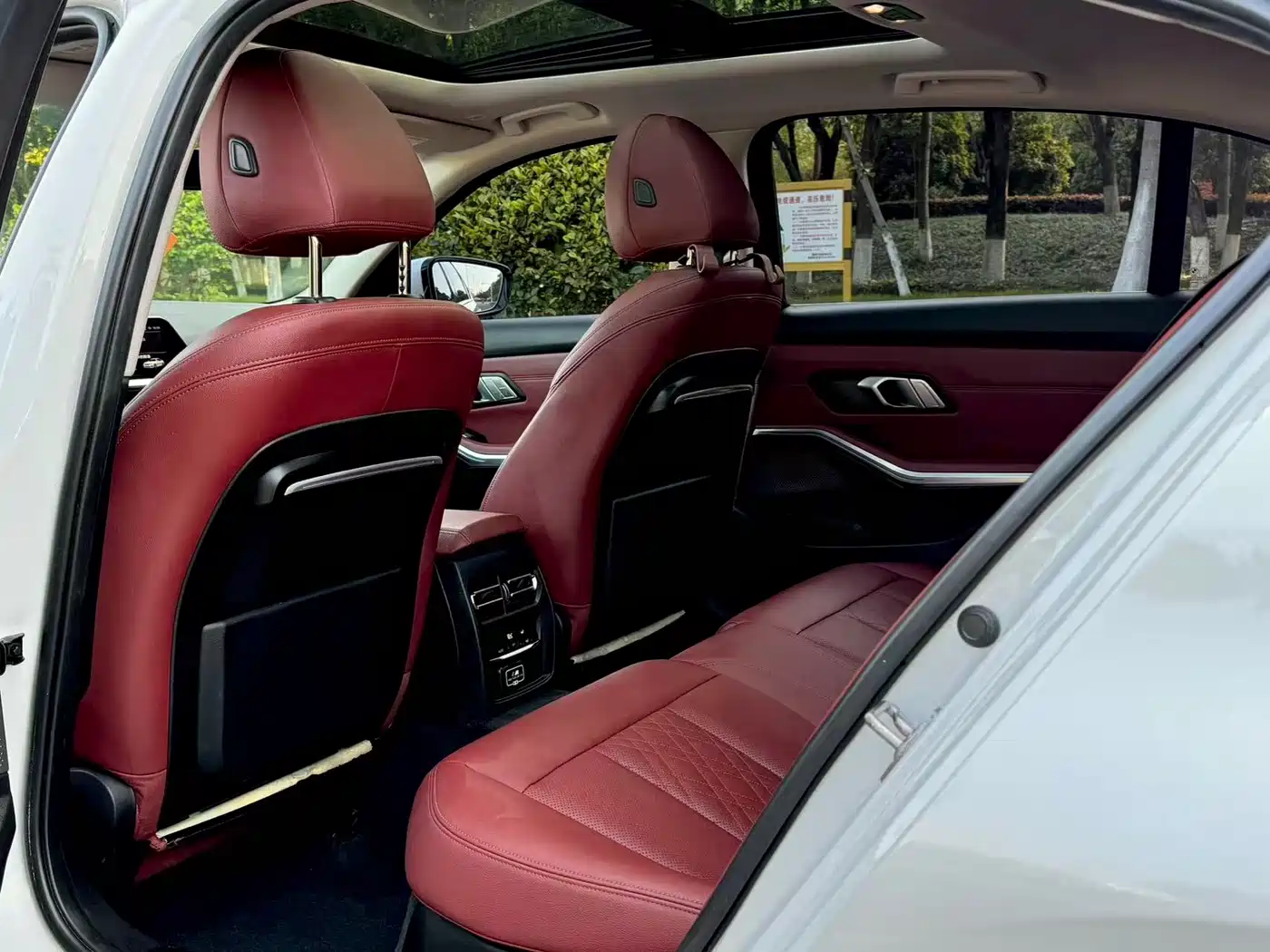 BMW 3 Series 2022 320Li M Sport Package фото 6