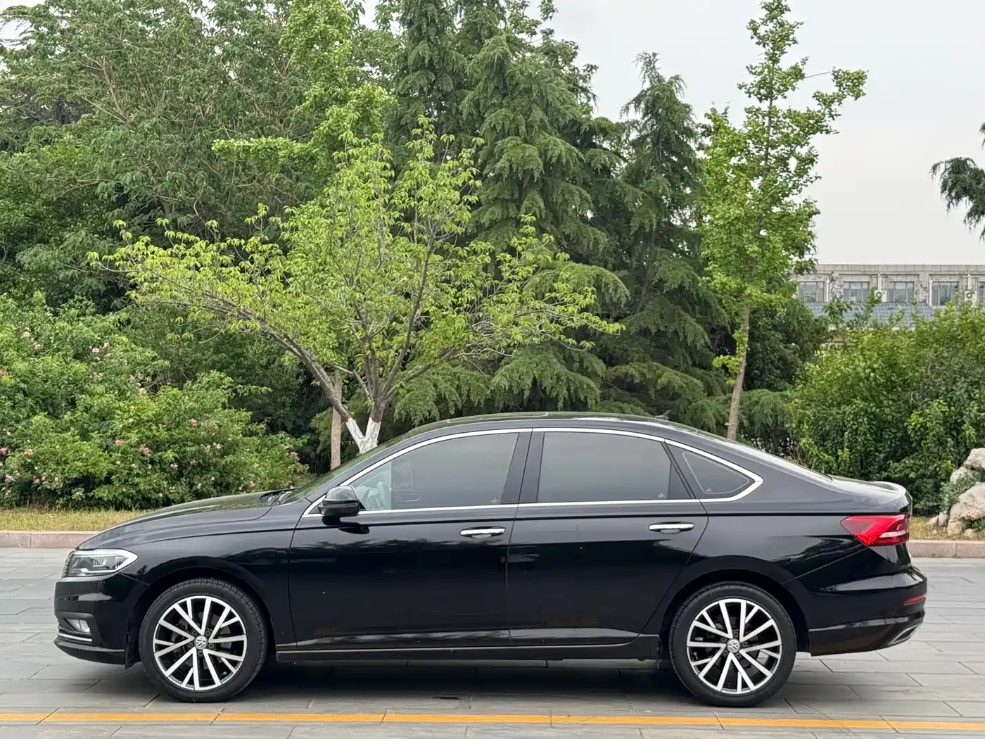 Volkswagen Lavida 2019 280TSI DSG Luxury Edition China VI фото 4