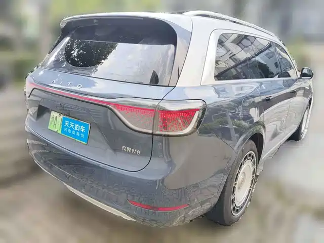 AITO Wenjie AITO M9 2024 Extended Range Ultra 42kWh 6-Seater — фото 2