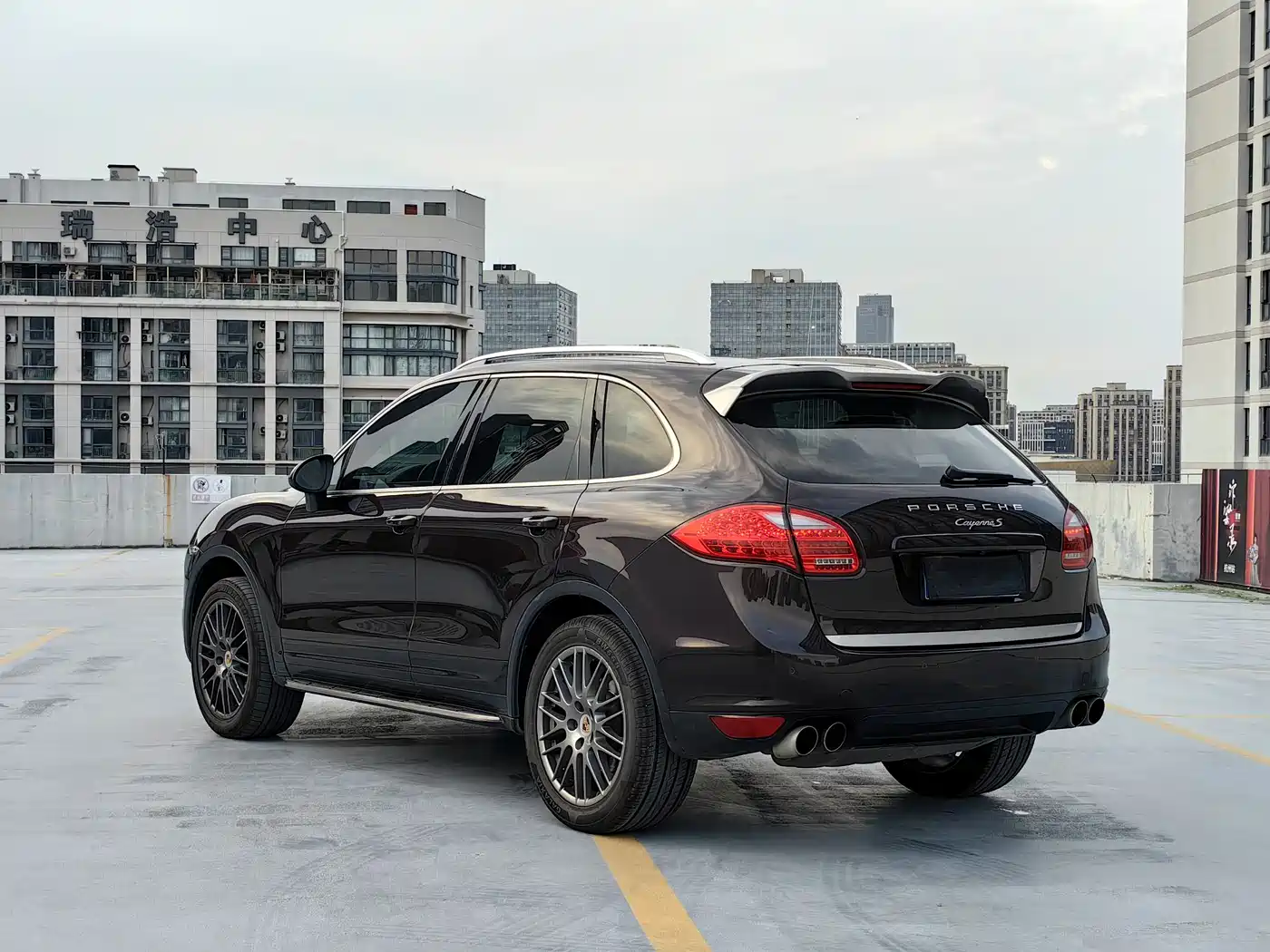 Porsche Cayenne 2014 Cayenne Platinum Edition 3.0T фото 7