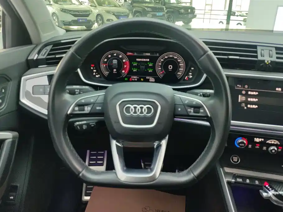 Audi Q3 2022 40 TFSI Fashion Dynamic фото 15