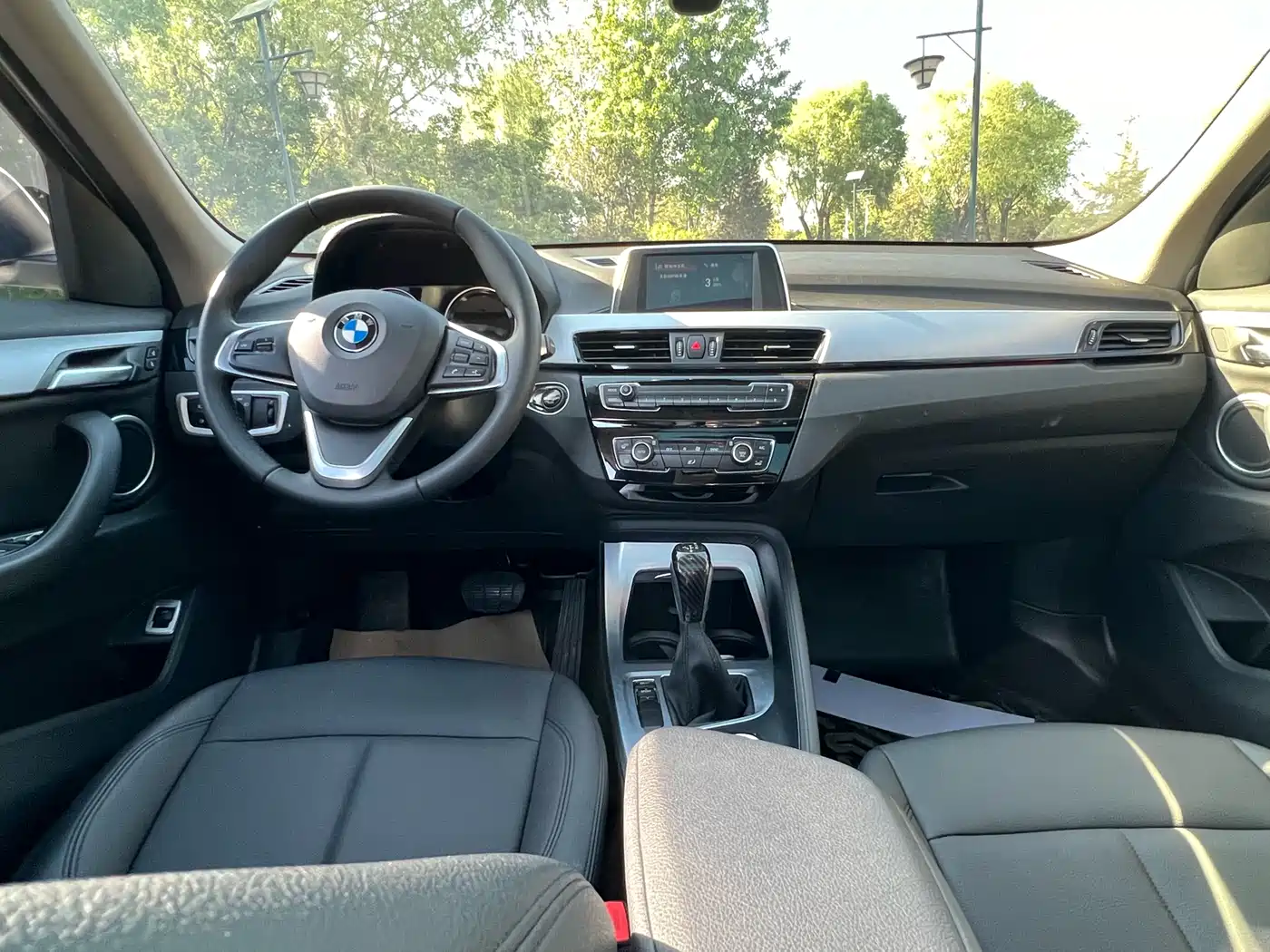 BMW X1 2019 sDrive20Li Leading Model фото 13