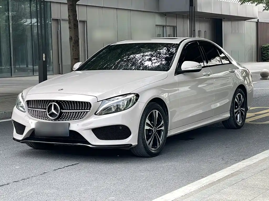 Фото 2 - Mercedes-Benz C-Class