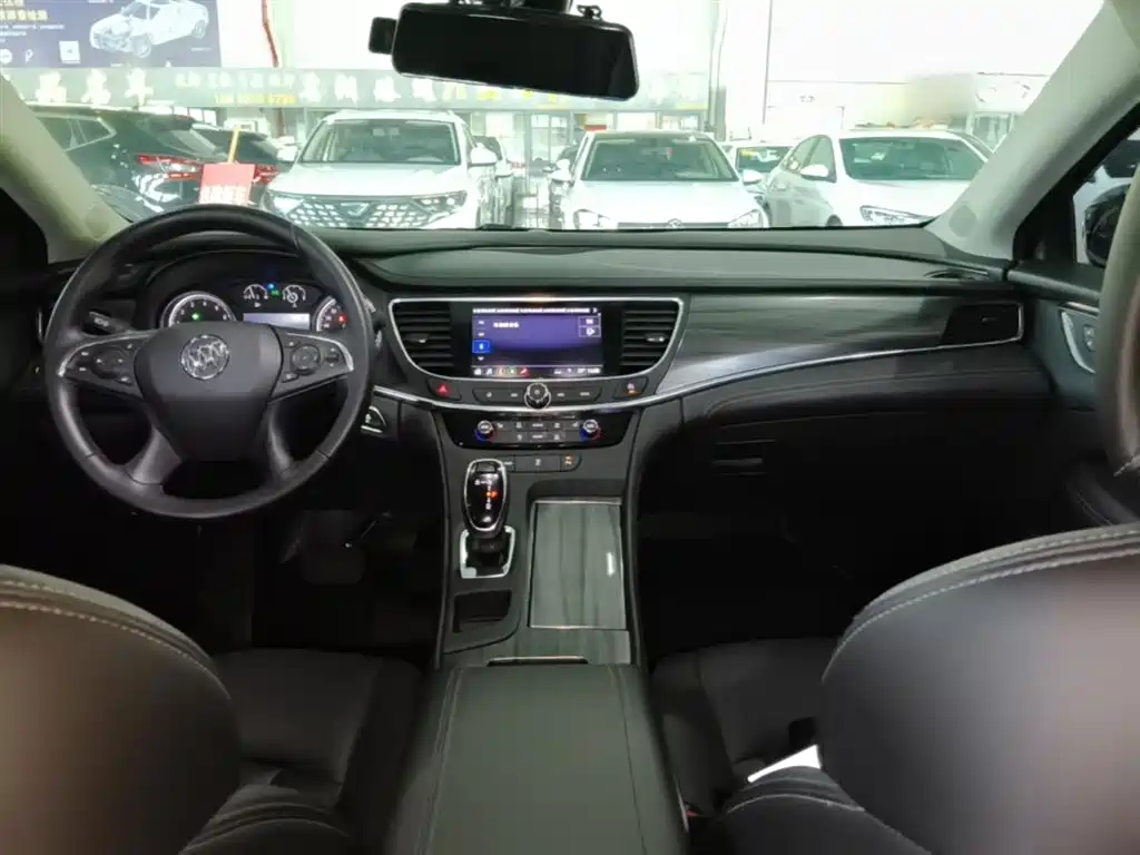 Buick LaCrosse 2019 28T Luxury Edition фото 10