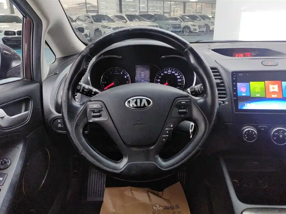 Kia K3 2013 1.6L Manual GLS фото 15