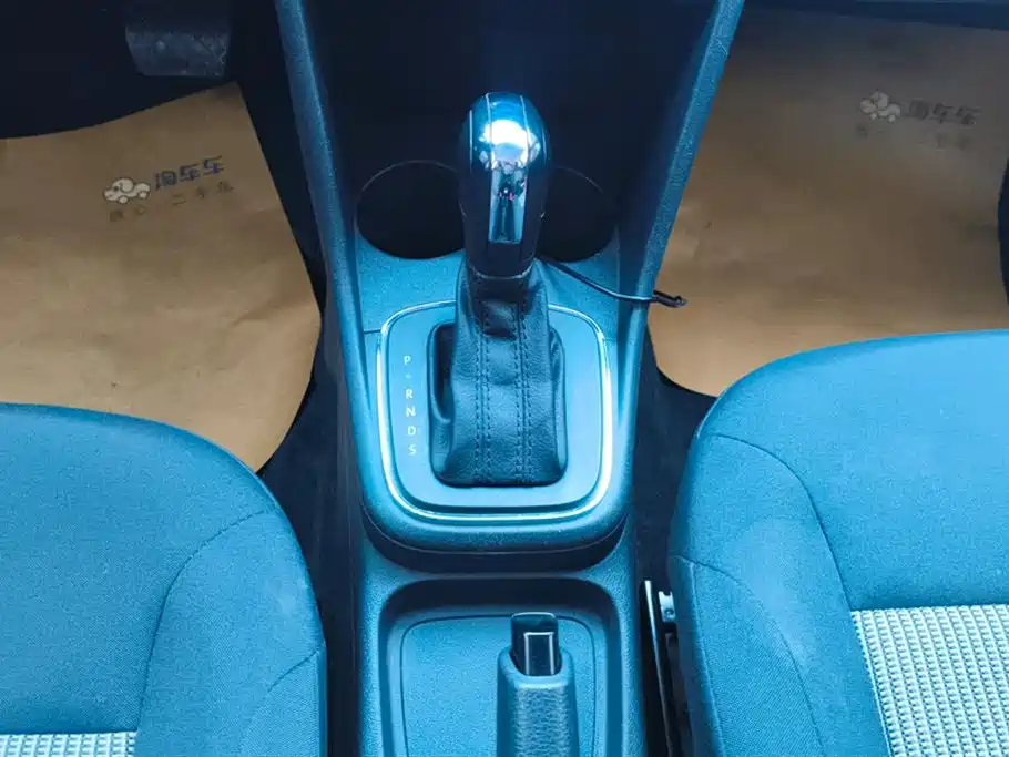 Volkswagen Polo 2018 1.5L Auto Safe Drive фото 16