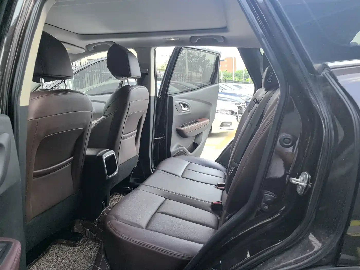Renault Kadjar 2018 2017 2.0L 2WD Leading Edition