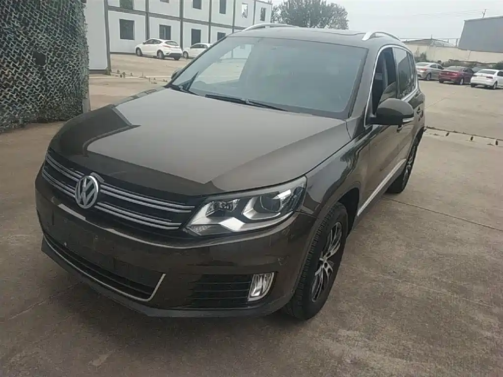 Volkswagen Tiguan 2013 1.8TSI Automatic 2WD Luxury Model фото 2