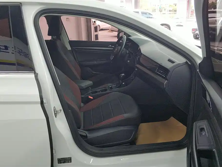 Volkswagen Bora 2019 Facelift 1.5L Automatic Comfort China V фото 8